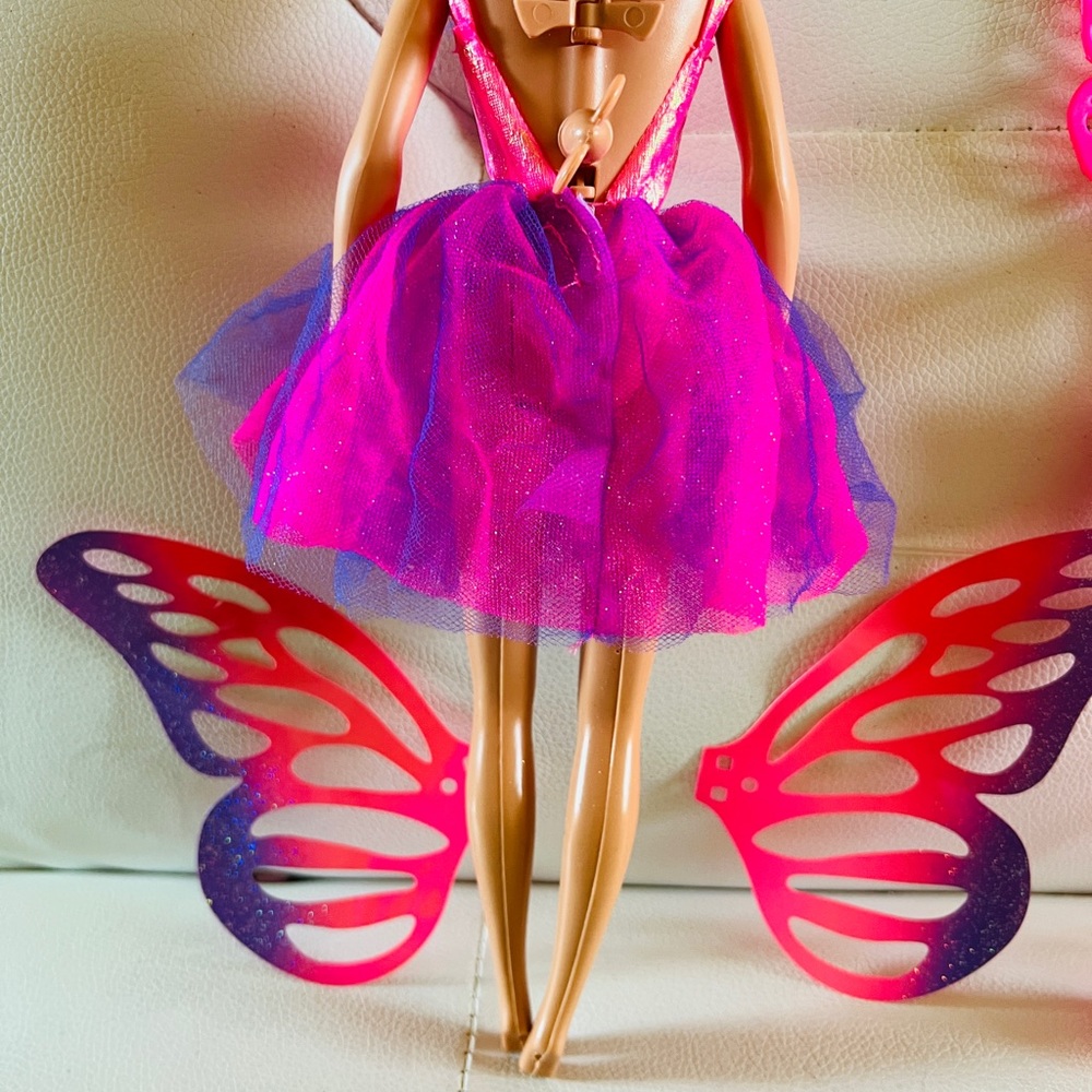 Flying bufferfly barbie - Picture 4 of 9